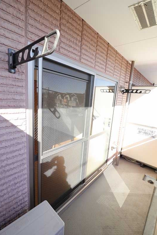バルコニー　※同物件、別部屋の写真です。