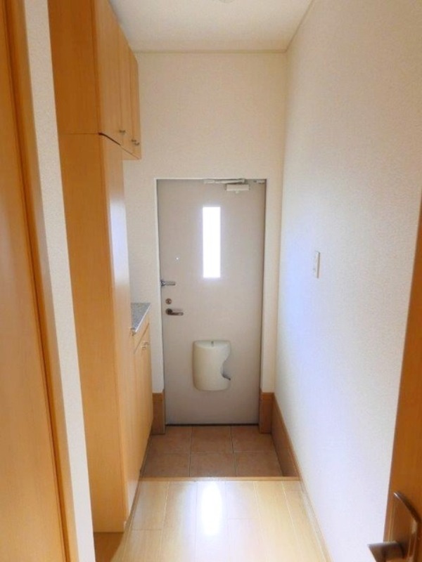 玄関　図面と現状に相違がある場合には現状を優先