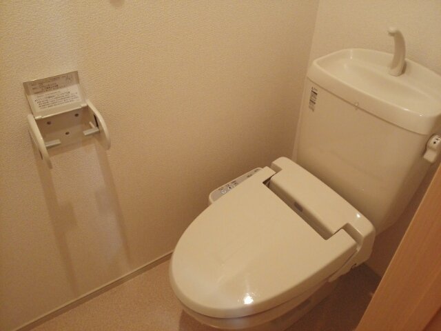 トイレ　ゆったりとした空間のトイレです