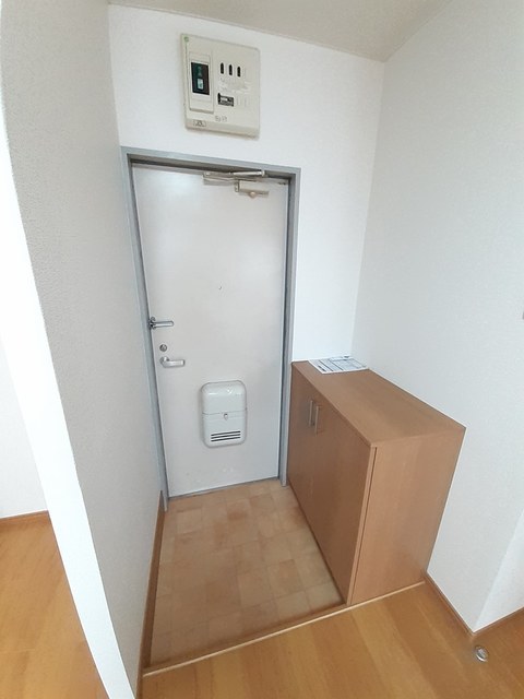 玄関　シューズボックス付きの玄関です★