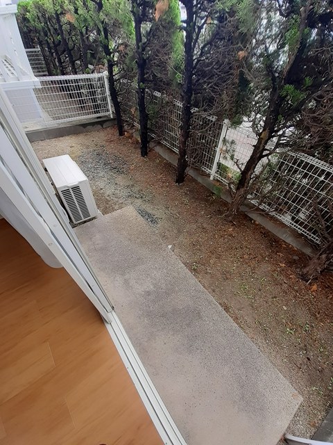 庭　陽当たり良好なお庭です♪