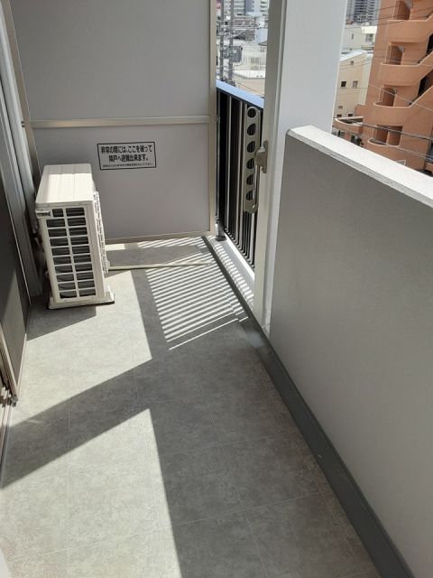 バルコニー