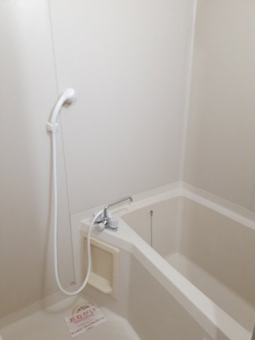 バス・シャワールーム　ゆったり過ごせるお風呂です