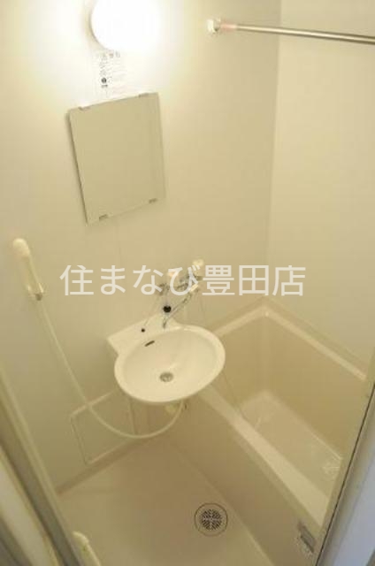 バス・シャワールーム　同型タイプ