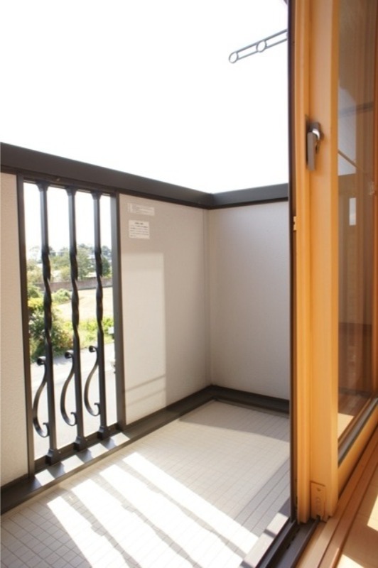 バルコニー　図面と現状に相違がある場合には現状を優先