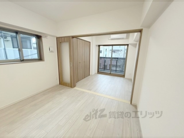 居室・リビング　洋室