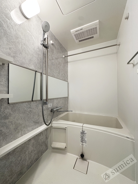 バス・シャワールーム　浴室暖房乾燥機付きバスルーム♪♪