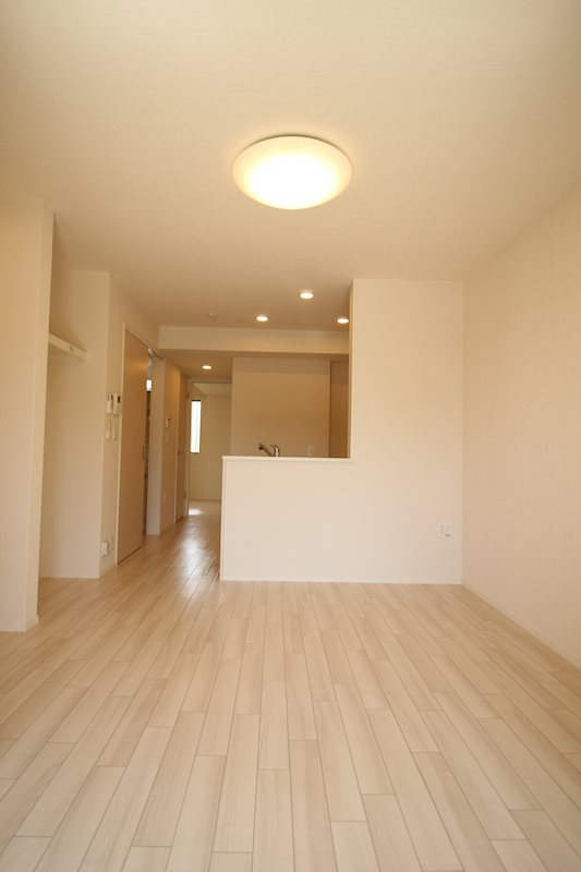 居室・リビング　写真は同施工会社の類似物件のものです。