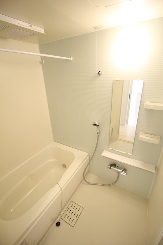 バス・シャワールーム　写真は同施工会社の類似物件のものです。