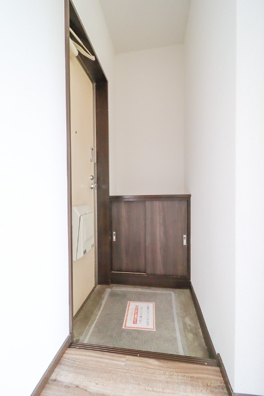 玄関　図面と現状に相違がある場合には現状を優先