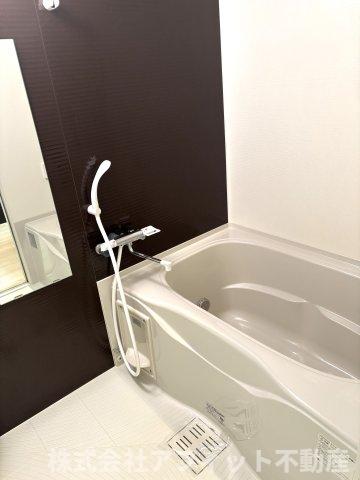 バス・シャワールーム　追い焚き機能付き