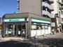 コンビニ　ファミリーマート 阪急中津駅前店（コンビニ）まで296m