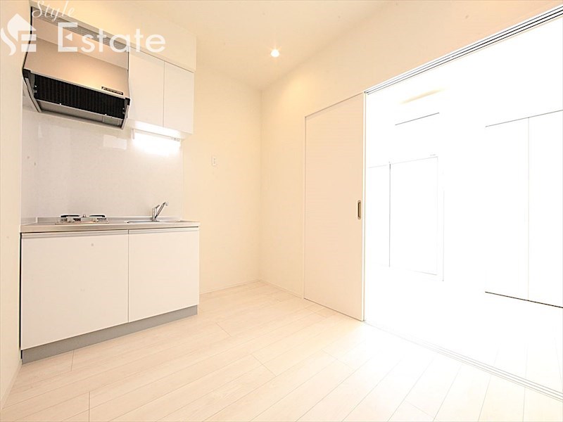 居室・リビング　内装