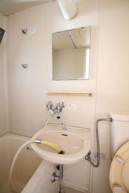 洗面設備　※別室の参考写真の為、現況優先です。