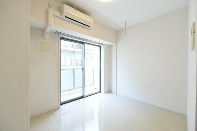 居室・リビング　☆広々とした居室☆