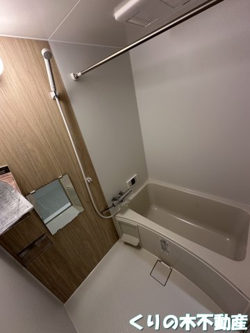 バス・シャワールーム　内装工事中です