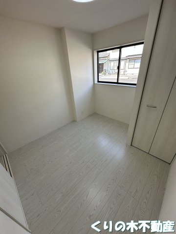 居室・リビング　内装工事中です