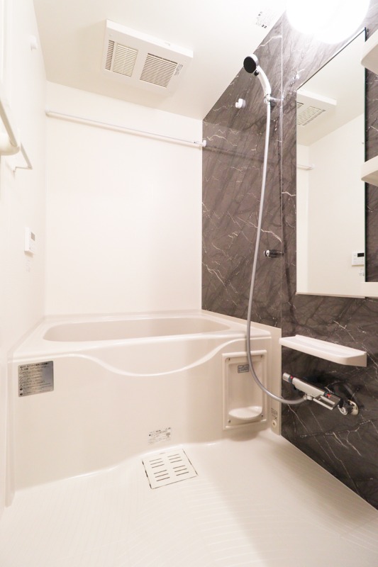 バス・シャワールーム　図面と現状に相違がある場合には現状を優先