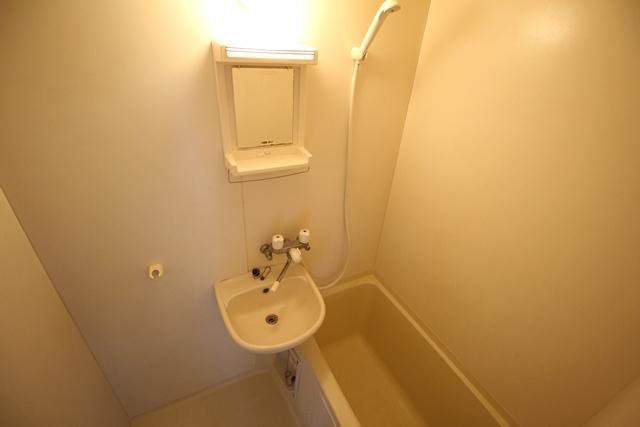 バス・シャワールーム　★お部屋探しは、タウンハウジング多摩センター店へ★