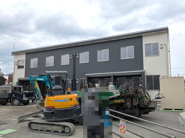 建物外観　建築中