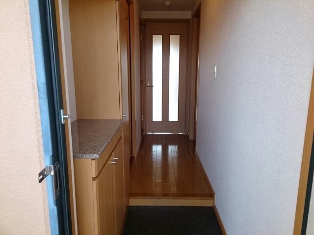 玄関　シンプルで使いやすい玄関です