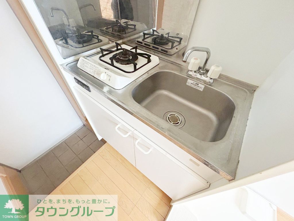 キッチン　※同タイプ別部屋写真※