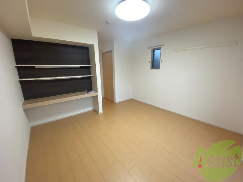 その他部屋・スペース　寝室はございませんがベッドも置けるスペースあります。