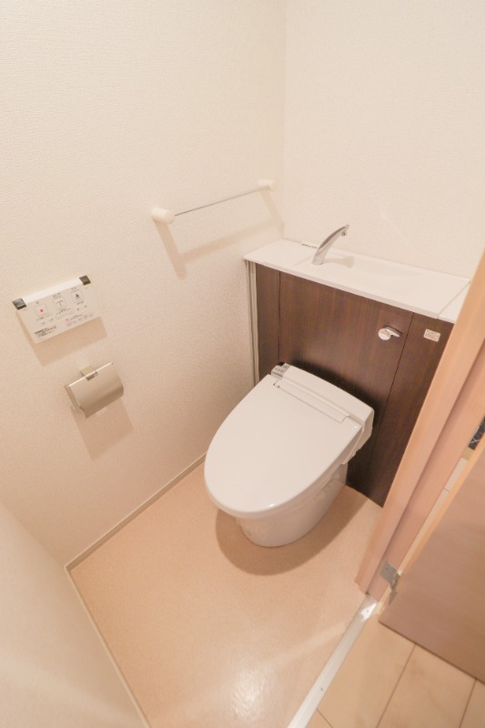 トイレ　図面と現状に相違がある場合には現状を優先