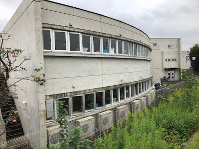 幼稚園・保育園　梨花幼稚園（幼稚園・保育園）まで84m