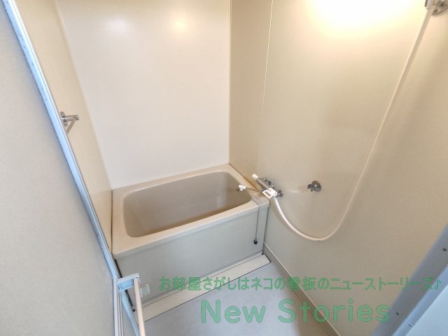 バス・シャワールーム　ゆったり過ごせるお風呂です