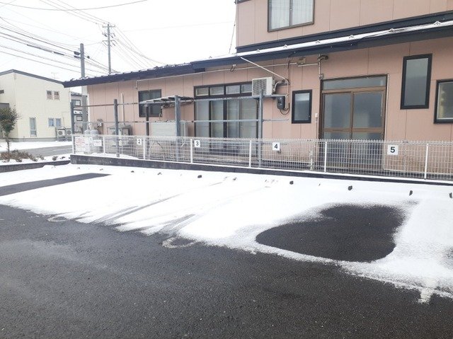 駐車場　駐車スペースもあります