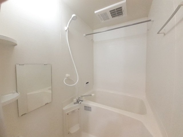 バス・シャワールーム　お風呂です