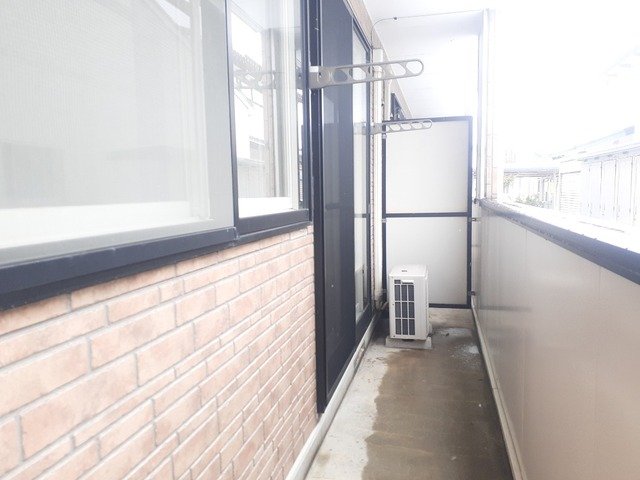 バルコニー　陽当たり良好なバルコニーです