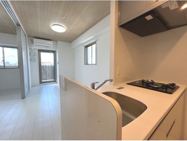 居室・リビング　エアコン　照明