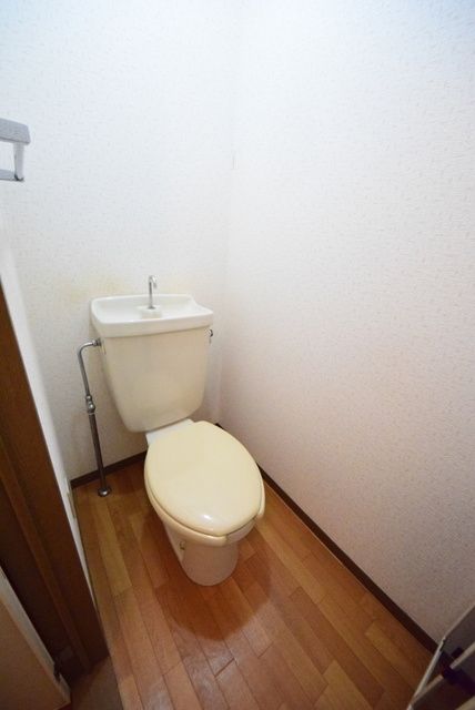 トイレ　清潔感のあるトイレ