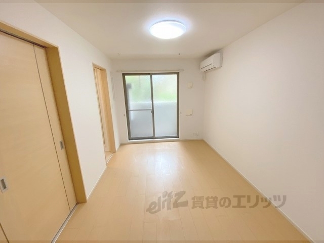 居室・リビング　洋室