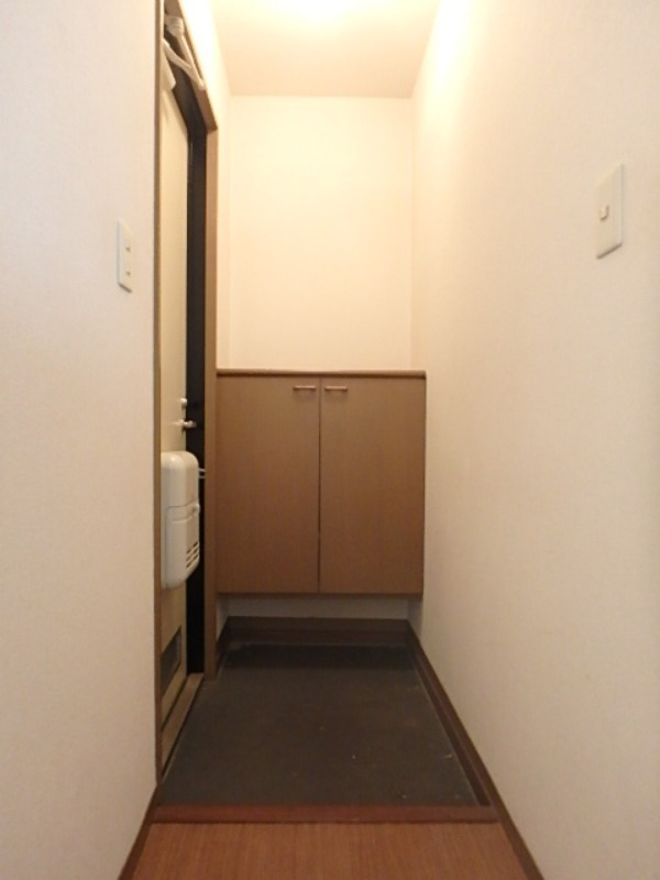 玄関　図面と現状に相違がある場合には現状を優先