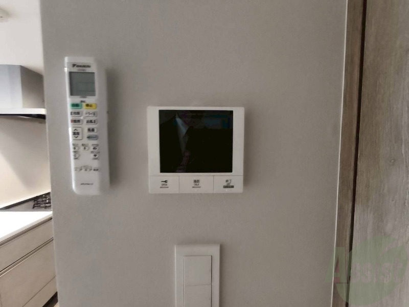 セキュリティ　ＴＶモニター付インターホンです。来客者の顔が見えるので安心！