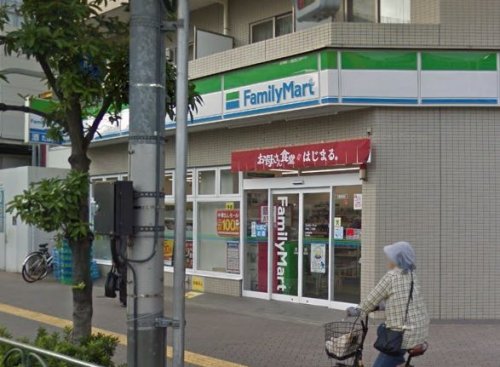 コンビニ　ファミリーマート木場二丁目店（コンビニ）まで436m