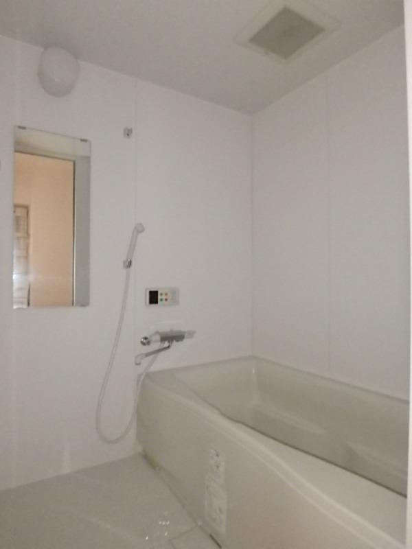 バス・シャワールーム　図面と現状に相違がある場合には現状を優先