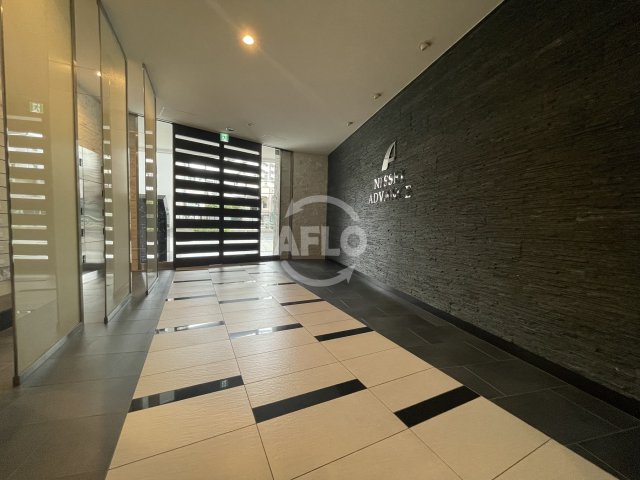 ロビー　アドバンス西梅田ラシュレ　ロビー