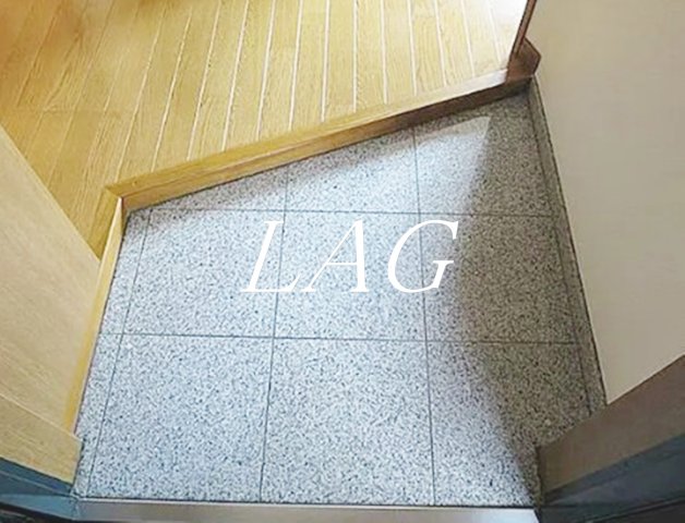 玄関　玄関です。