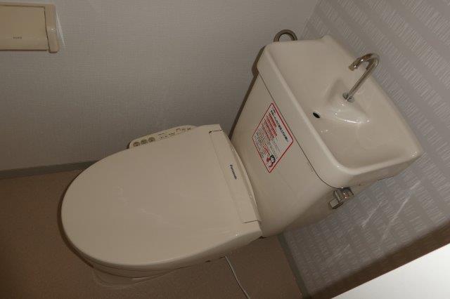 トイレ　ウォシュレット