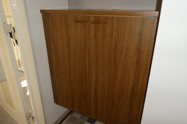 玄関　シューズボックス