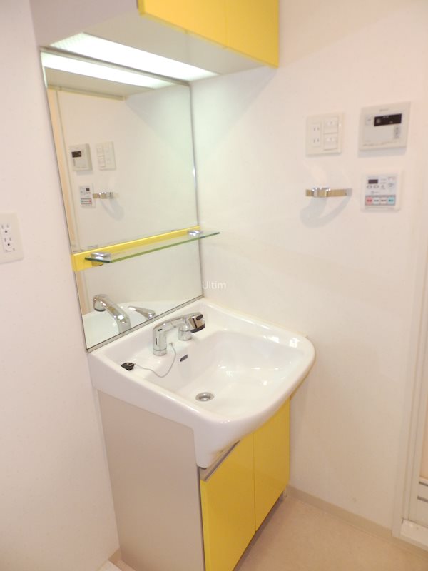 洗面設備　※別のお部屋のお写真です。御参考までに。