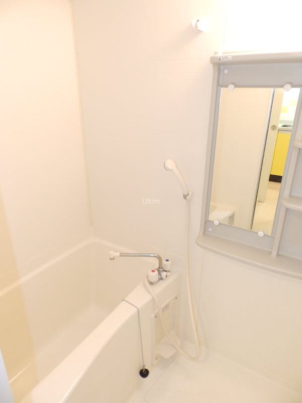 バス・シャワールーム　※別のお部屋のお写真です。御参考までに。