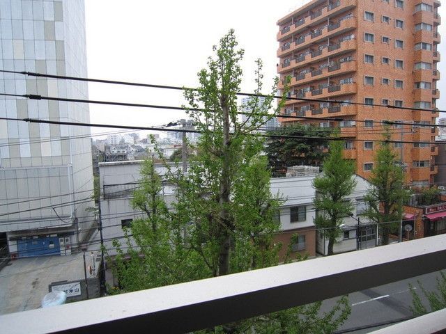 バルコニー　風通し・日当たり良好な眺望