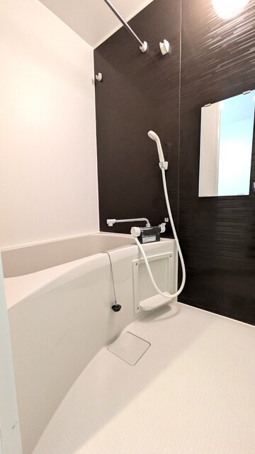 バス・シャワールーム　バスルームです♪