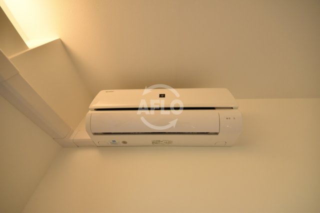 その他設備　ユニーク靱公園前　エアコン