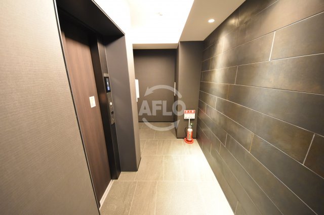 ロビー　ユニーク靱公園前　ロビー